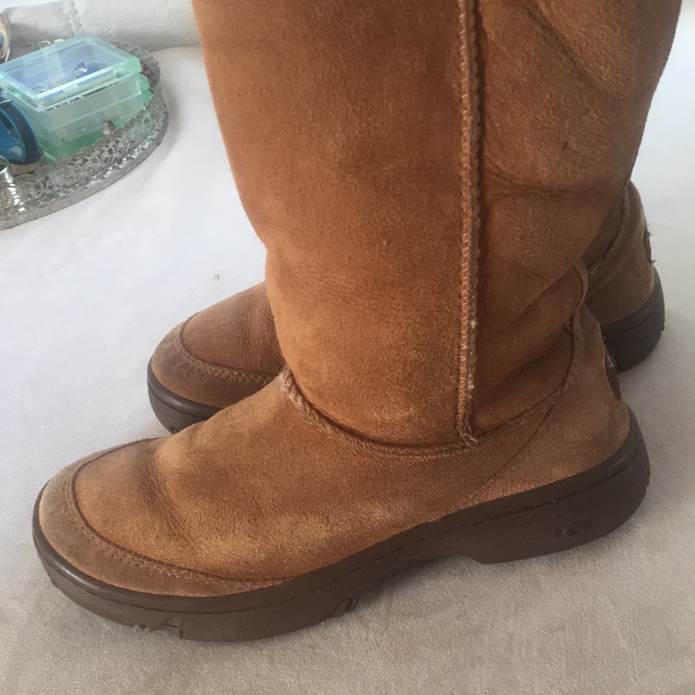 Ugg winter boots
